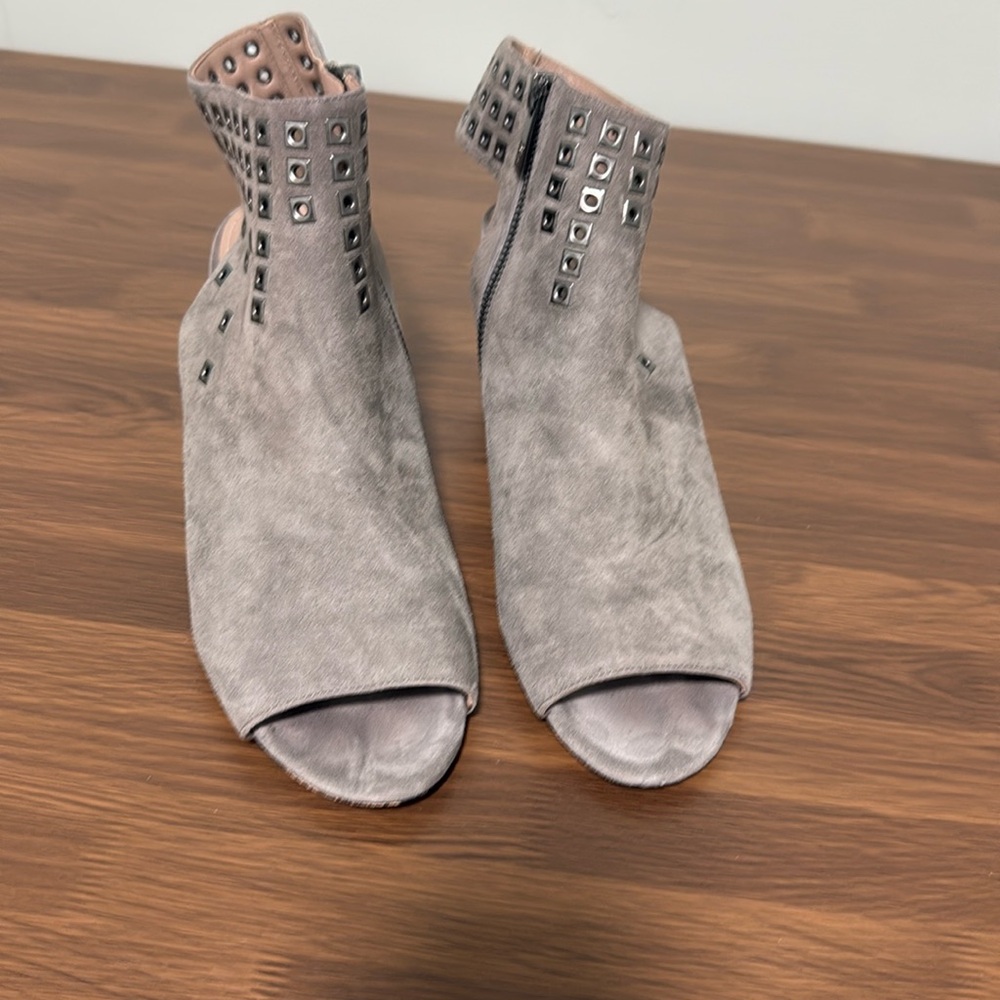 Donald Pliner Grey Suede Studded Open Toe Wedge Booties 10M